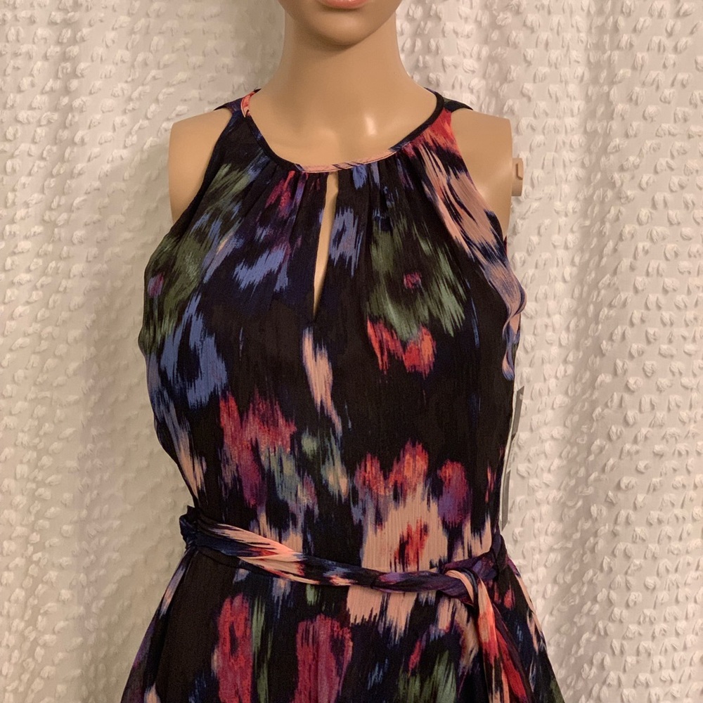Tahari Floral-Print Keyhole A-Line Dress (NWT) - Picture 5 of 6